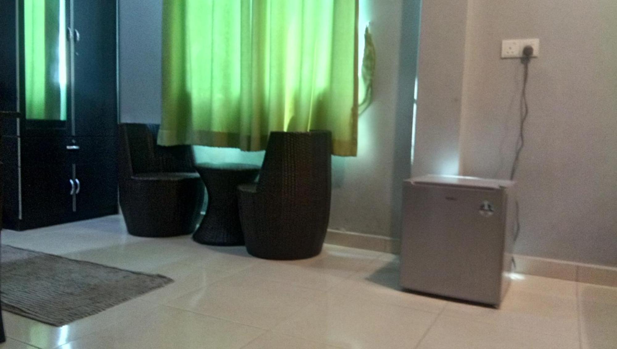 פנתאי צנאנג D Lima Beach Inn מראה חיצוני תמונה