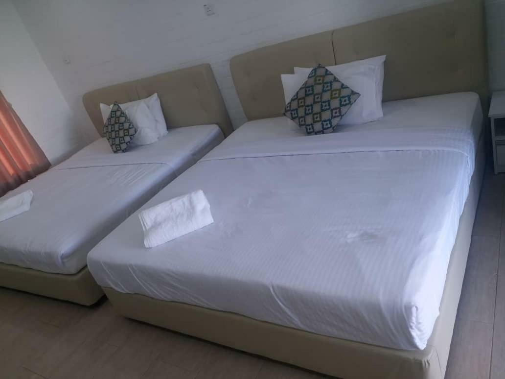 פנתאי צנאנג D Lima Beach Inn מראה חיצוני תמונה