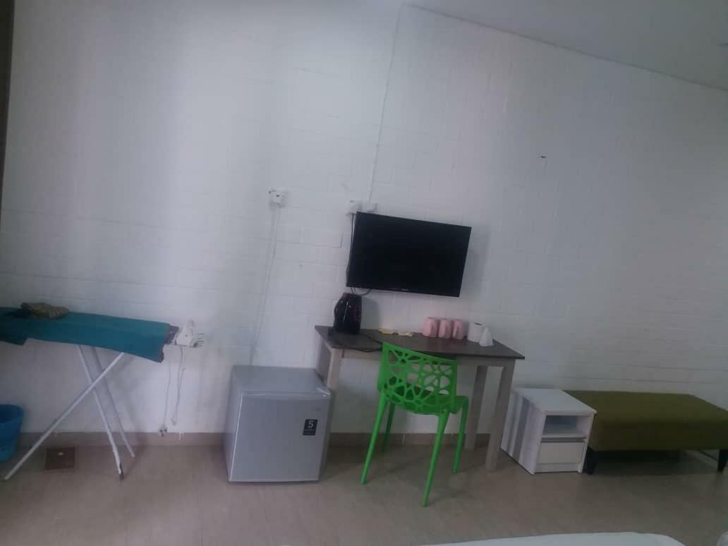 פנתאי צנאנג D Lima Beach Inn מראה חיצוני תמונה